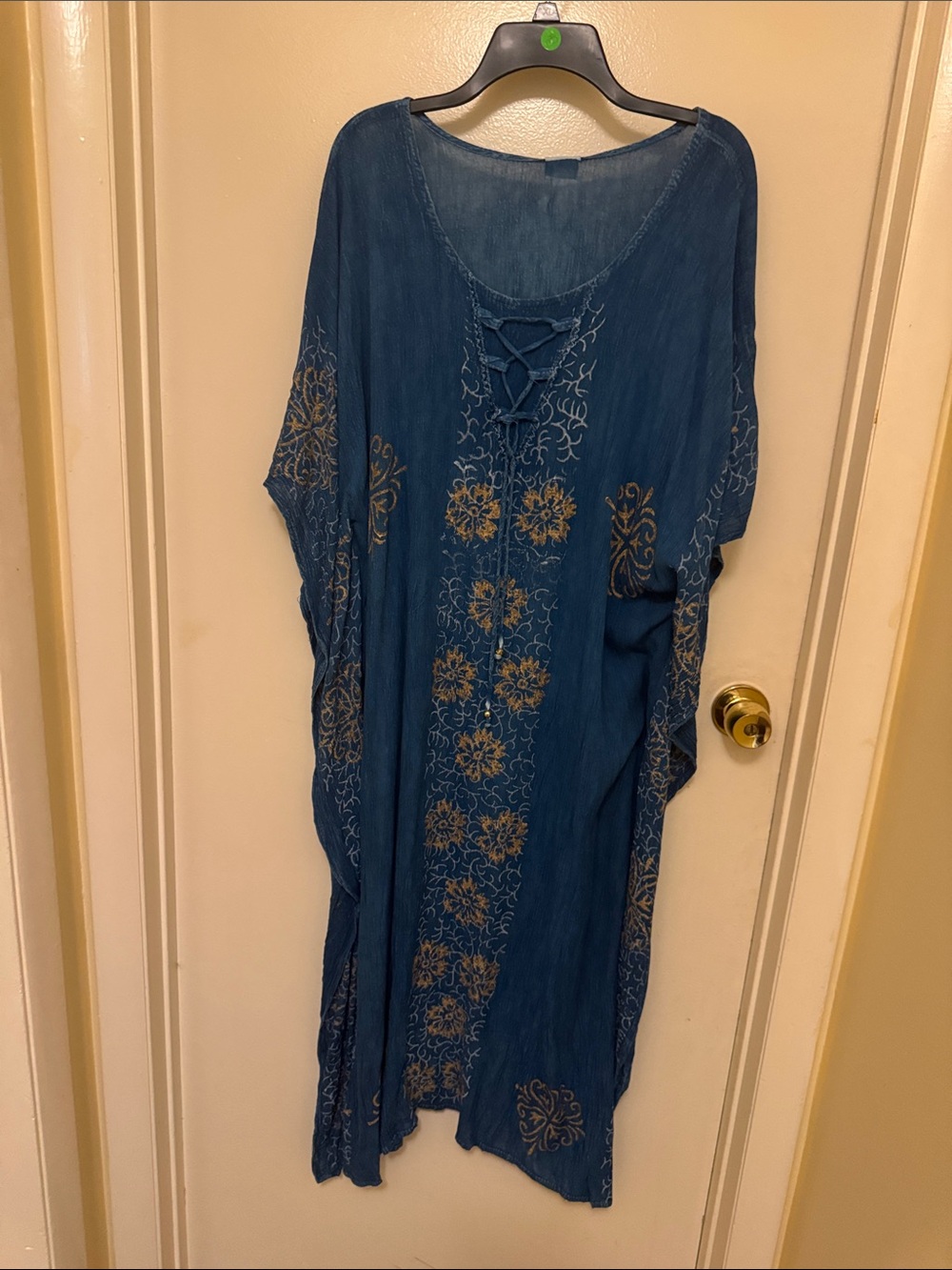 Boho Indigo Embroidered Lace-Up kaftan